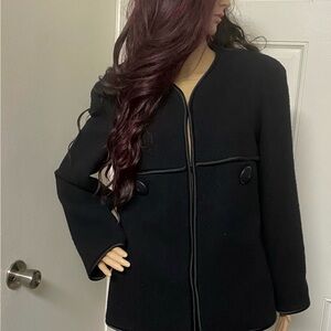 NWT CHANEL 15A PARIS SALZBURG TWEED BLACK CC LOGO BUTTON
BLAZER JACKET FR44 US12